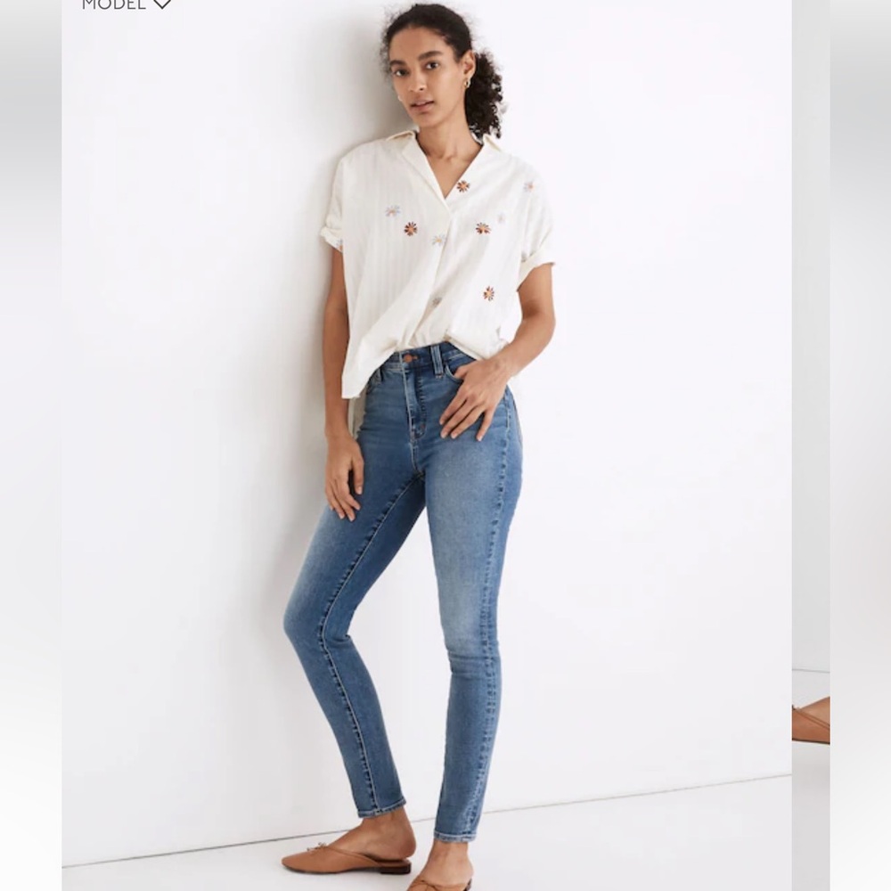 Madewell 10" High-Rise Roadtripper Authentic Jeans in Vinton Wash